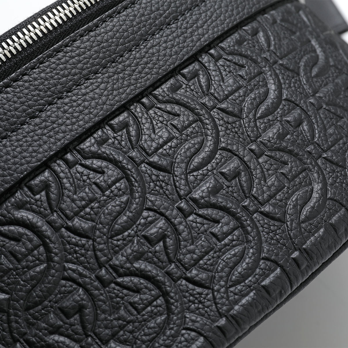 FERRAGAMO フェラガモ ボディバッグ 24 1489 メンズ ベルトバッグ レザー ガンチーニ モノグラム ウエストポーチ 鞄 769612/NERO FERRAGAMO フェラガモ ボディバッグ 24 1489 メンズ ベルトバッグ レザー ガンチーニ モノグラム ウエストポーチ 鞄 769612/NERO