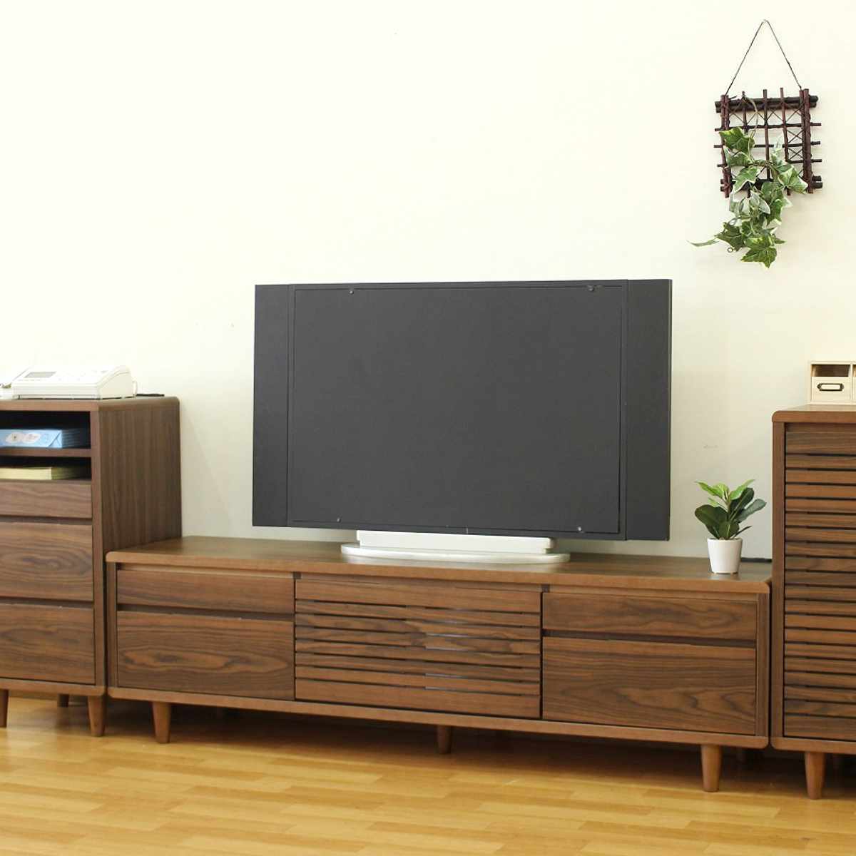 テレビ台 幅200cm 背面化粧 リモコンOK 天然木 完成品 ローボード 引出し ラック 棚 収納 フラップ扉 リビングボード 省スペース お掃除ロボット対応 ウォールナット ナチュラル テレビ台 幅200cm 背面化粧 リモコンOK 天然木 完成品 ローボード 引出し ラック 棚 収納 フラップ扉 リビングボード 省スペース お掃除ロボット対応 ウォールナット ナチュラル