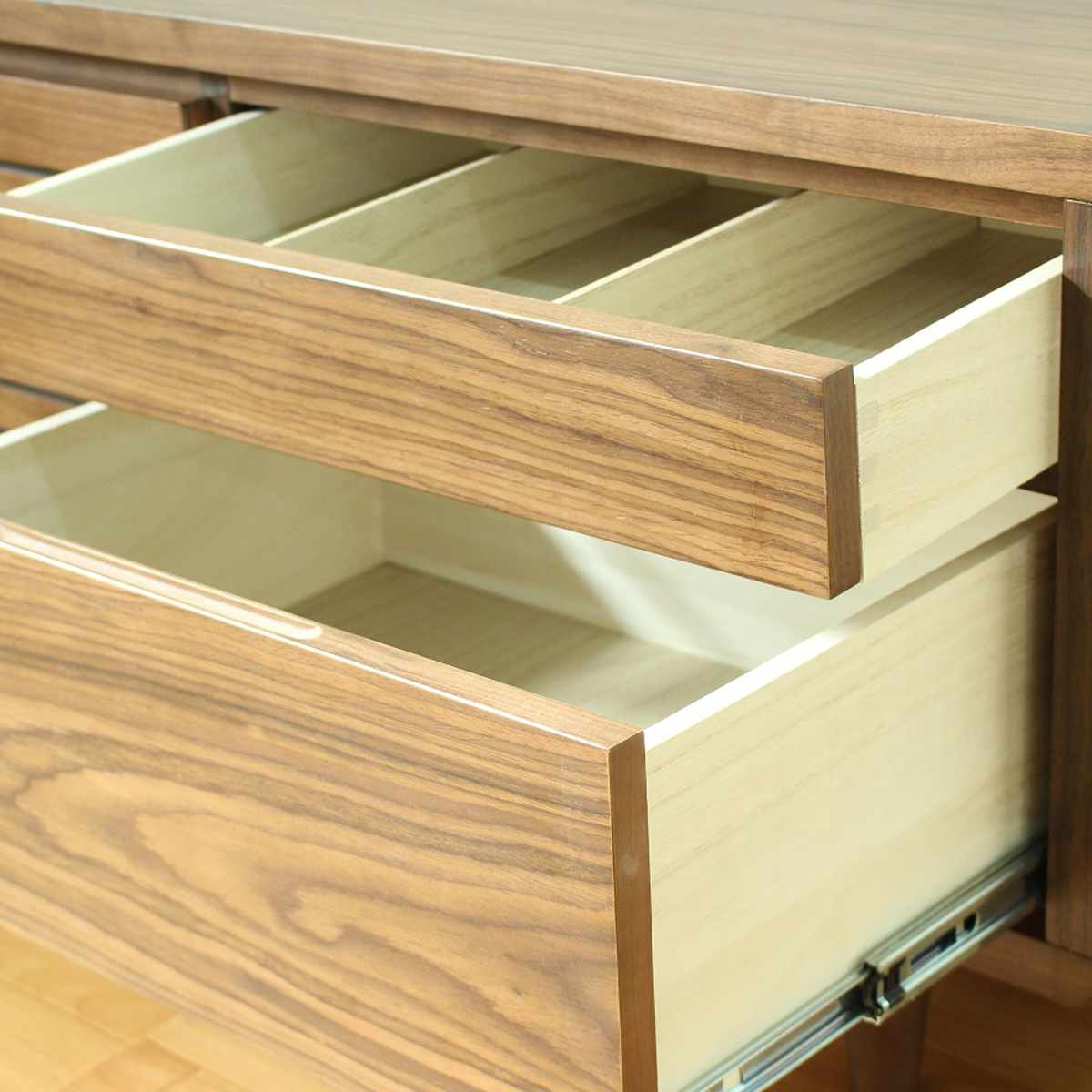 テレビ台 幅200cm 背面化粧 リモコンOK 天然木 完成品 ローボード 引出し ラック 棚 収納 フラップ扉 リビングボード 省スペース お掃除ロボット対応 ウォールナット ナチュラル テレビ台 幅200cm 背面化粧 リモコンOK 天然木 完成品 ローボード 引出し ラック 棚 収納 フラップ扉 リビングボード 省スペース お掃除ロボット対応 ウォールナット ナチュラル