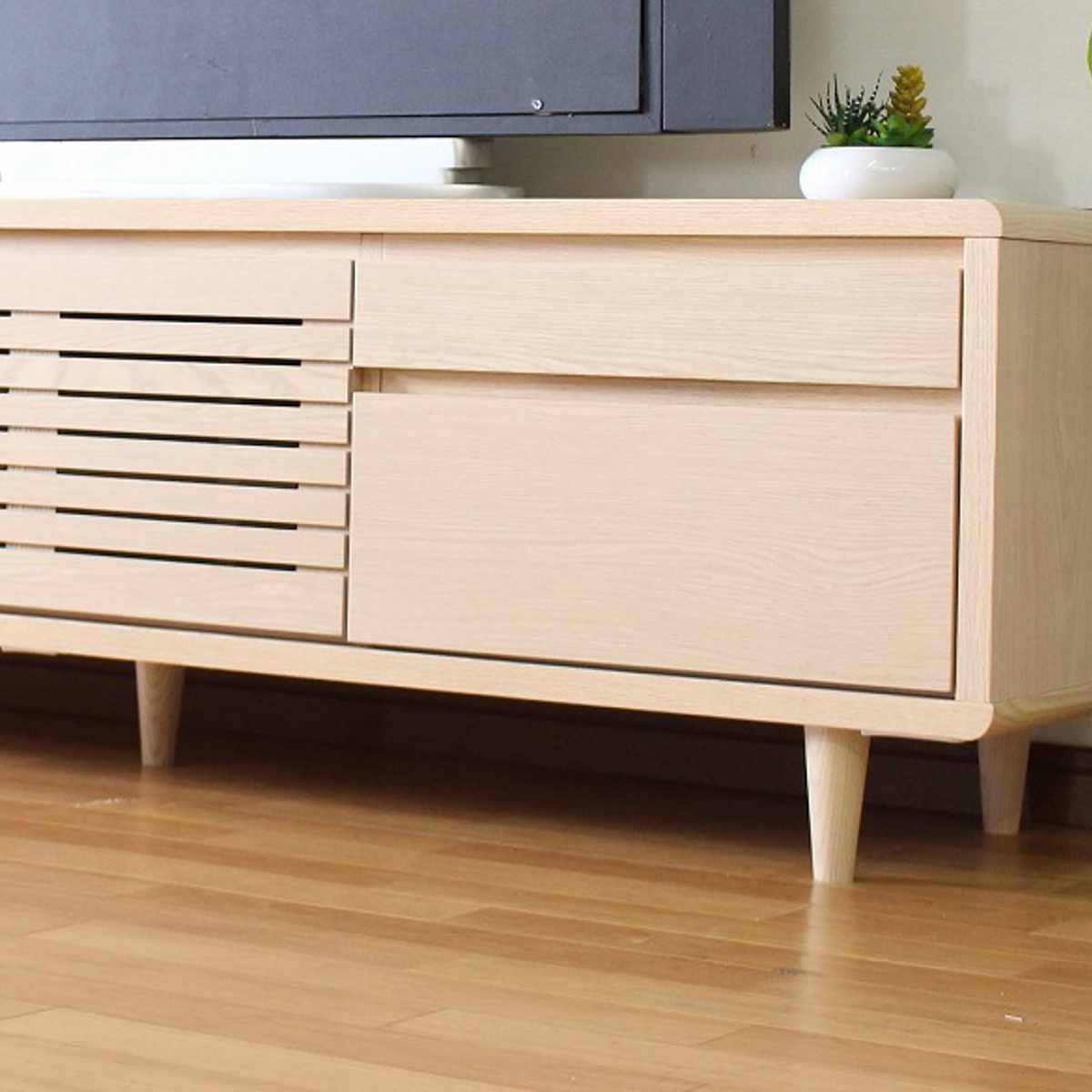 テレビ台 幅200cm 背面化粧 リモコンOK 天然木 完成品 ローボード 引出し ラック 棚 収納 フラップ扉 リビングボード 省スペース お掃除ロボット対応 ウォールナット ナチュラル テレビ台 幅200cm 背面化粧 リモコンOK 天然木 完成品 ローボード 引出し ラック 棚 収納 フラップ扉 リビングボード 省スペース お掃除ロボット対応 ウォールナット ナチュラル