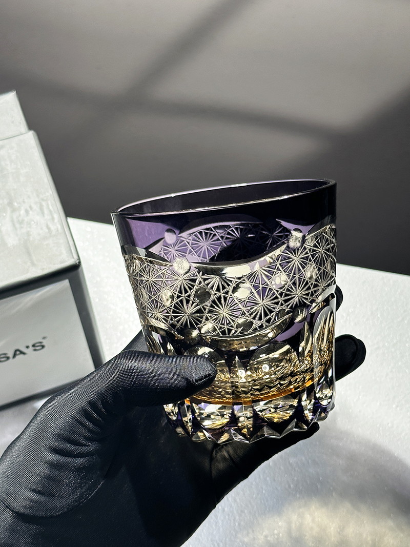 切子手彫りガラス クリスタルガラス ウイスキー ワイングラス お祝い記念品父母上司敬老の日 ギフトグラス