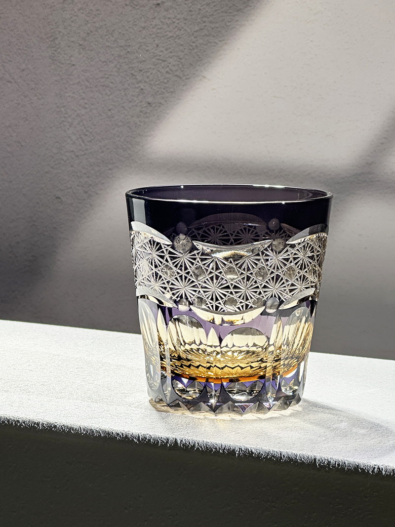 切子手彫りガラス クリスタルガラス ウイスキー ワイングラス お祝い記念品父母上司敬老の日 ギフトグラス