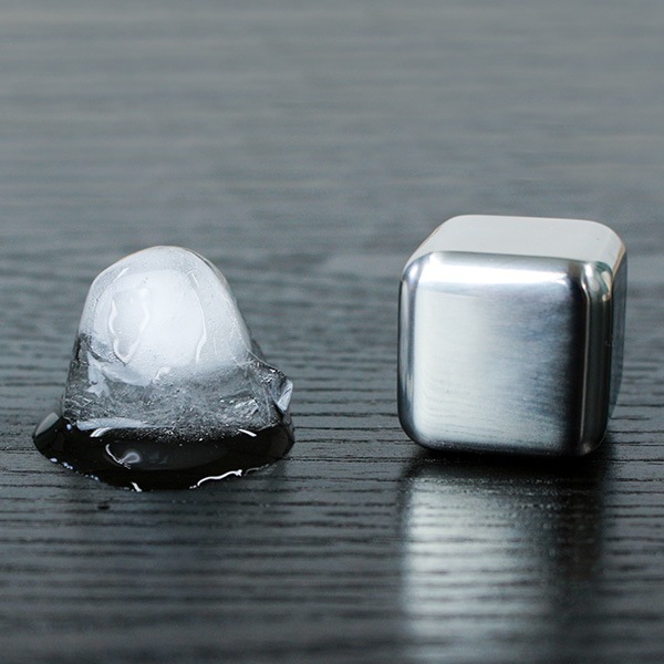 ステンレス氷 溶けない氷 ウィスキーストーン バキュバン VACUVIN ステンレス製 アイスキュー ステンレス氷 溶けない氷 ウィスキーストーン バキュバン VACUVIN ステンレス製 アイスキュー
