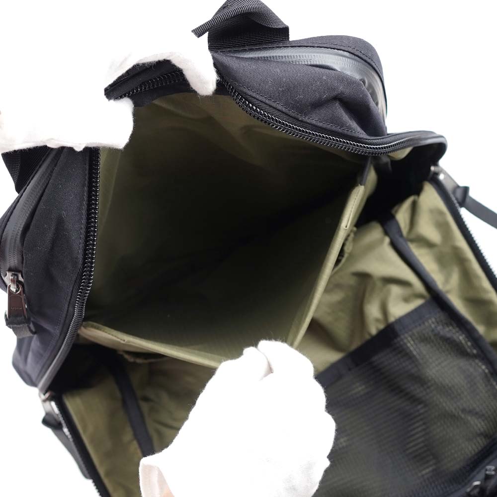 グレゴリー GREGORY バックパック リュックサック カバート ソリッドデイ V4 COVERT SOLID DAY V4 24L 148240 1041 148240-1041