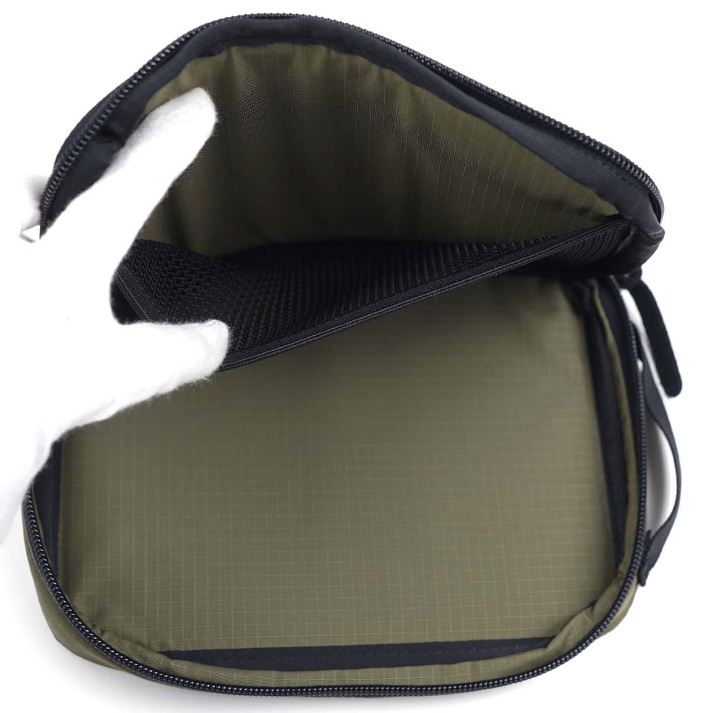 グレゴリー GREGORY バックパック リュックサック カバート ソリッドデイ V4 COVERT SOLID DAY V4 24L 148240 1041 148240-1041