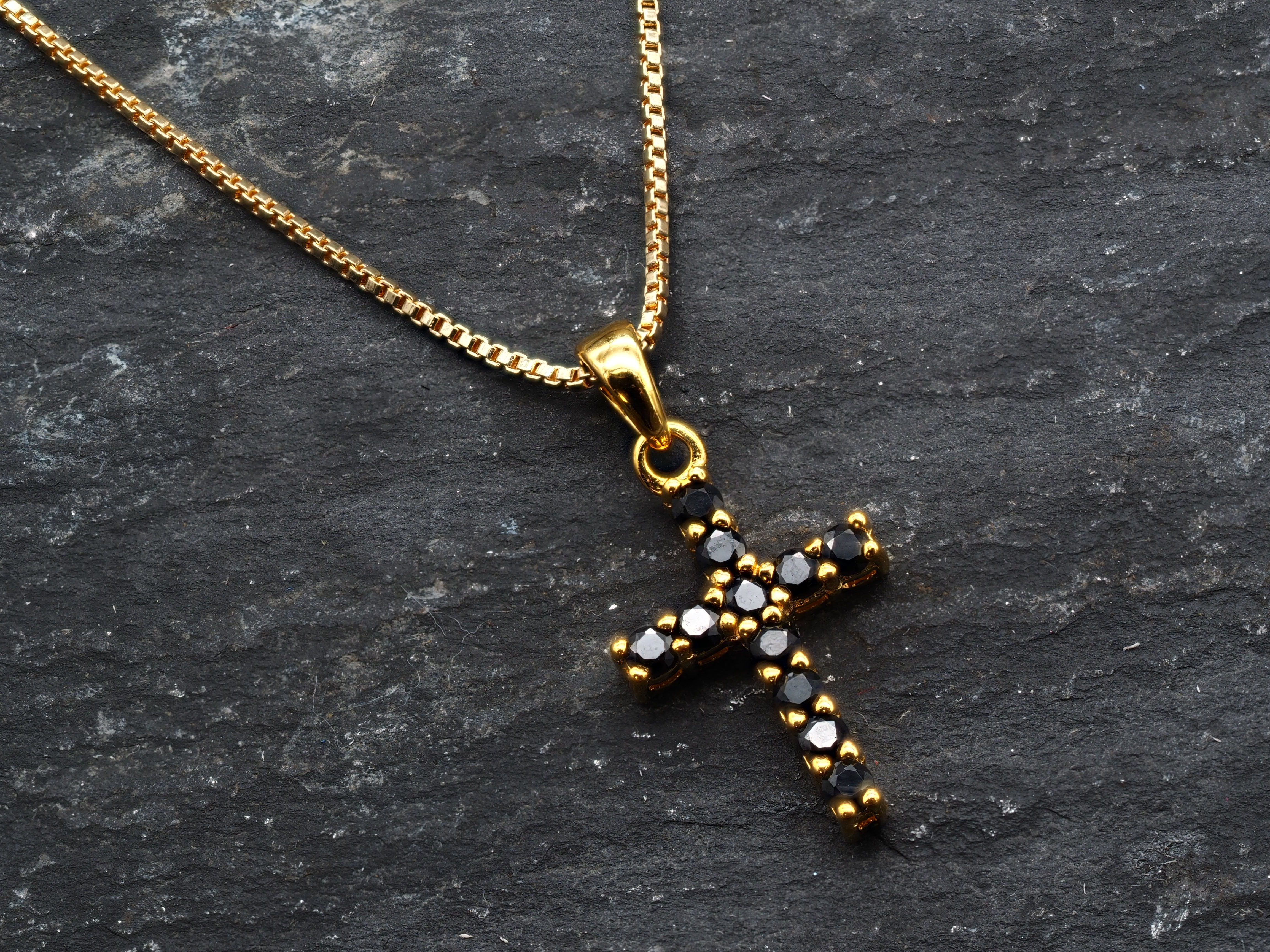 選べる!! 天然石 ブラック ダイヤモンド サファイア ネックレス クロス 十字架 ベネチアン チェーン 18K WG YG ジュエリー ペンダント 誕生日 バレンタイン 宝石 貴金属 ジュエリー