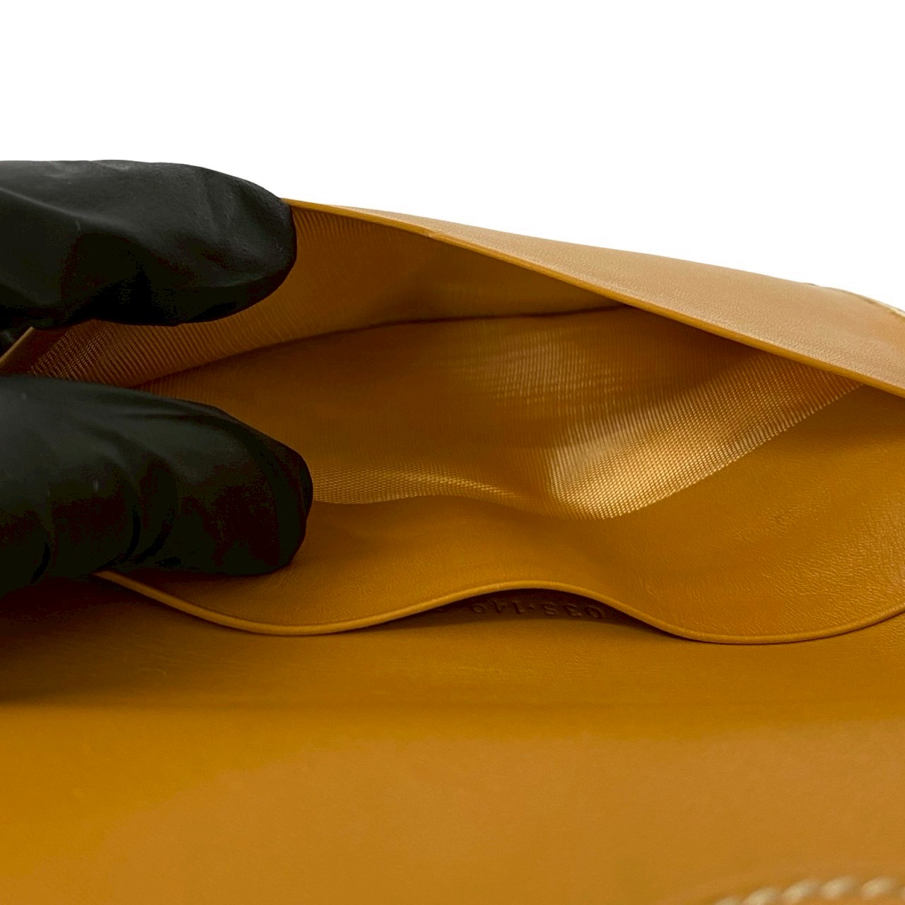 ヴィンテージ マイクロGG ロゴ 金具二つ折り財布 レザー PVC ブラウン 60487 ヴィンテージ マイクロGG ロゴ 金具二つ折り財布 レザー PVC ブラウン 60487