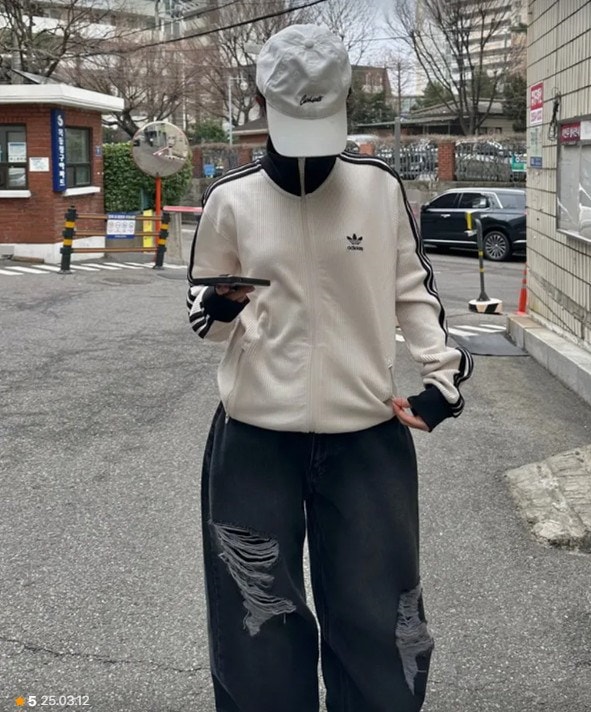 [ADIDAS] ワッフル BBトラックトップ ジャージ 韓国 ADIDAS] ワッフル BBトラックトップ ジャージ (adidas