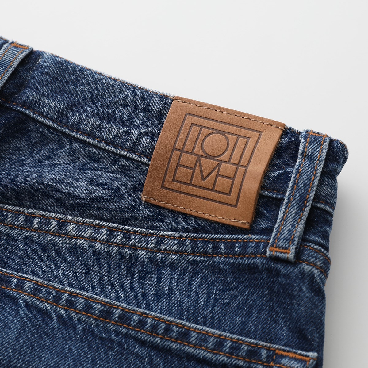 Toteme トーテム ジーンズ CLASSIC CUT DENIMU 221 235 747 レディース デニムパンツ Gパン オーガニックコットン ストレート 417/MID-BLUE
