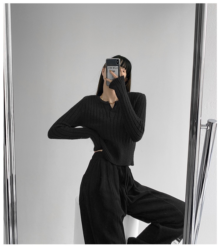 セーター ニット トップス キーネック リブ クロップド丈 ドロップショルダー 長袖 大人可愛い 上品 お洒落 こなれ感 セーター ニット トップス キーネック リブ クロップド丈 ドロップショルダー 長袖 大人可愛い 上品 お洒落 こなれ感