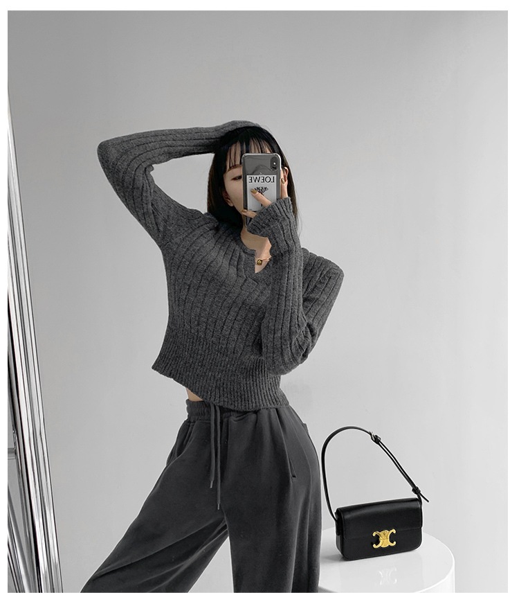 セーター ニット トップス キーネック リブ クロップド丈 ドロップショルダー 長袖 大人可愛い 上品 お洒落 こなれ感 セーター ニット トップス キーネック リブ クロップド丈 ドロップショルダー 長袖 大人可愛い 上品 お洒落 こなれ感