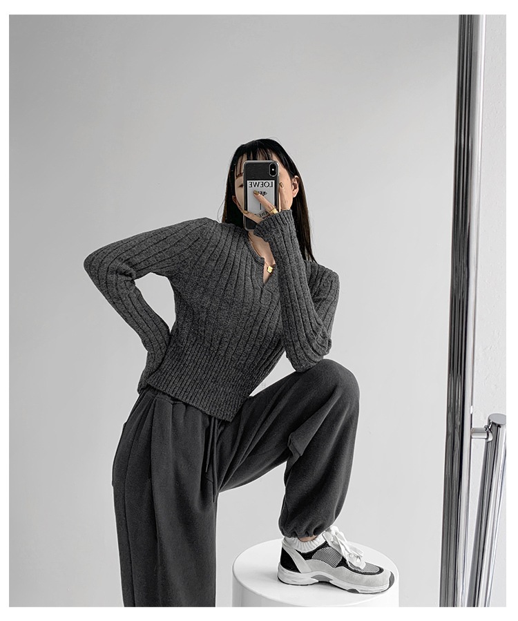 セーター ニット トップス キーネック リブ クロップド丈 ドロップショルダー 長袖 大人可愛い 上品 お洒落 こなれ感 セーター ニット トップス キーネック リブ クロップド丈 ドロップショルダー 長袖 大人可愛い 上品 お洒落 こなれ感