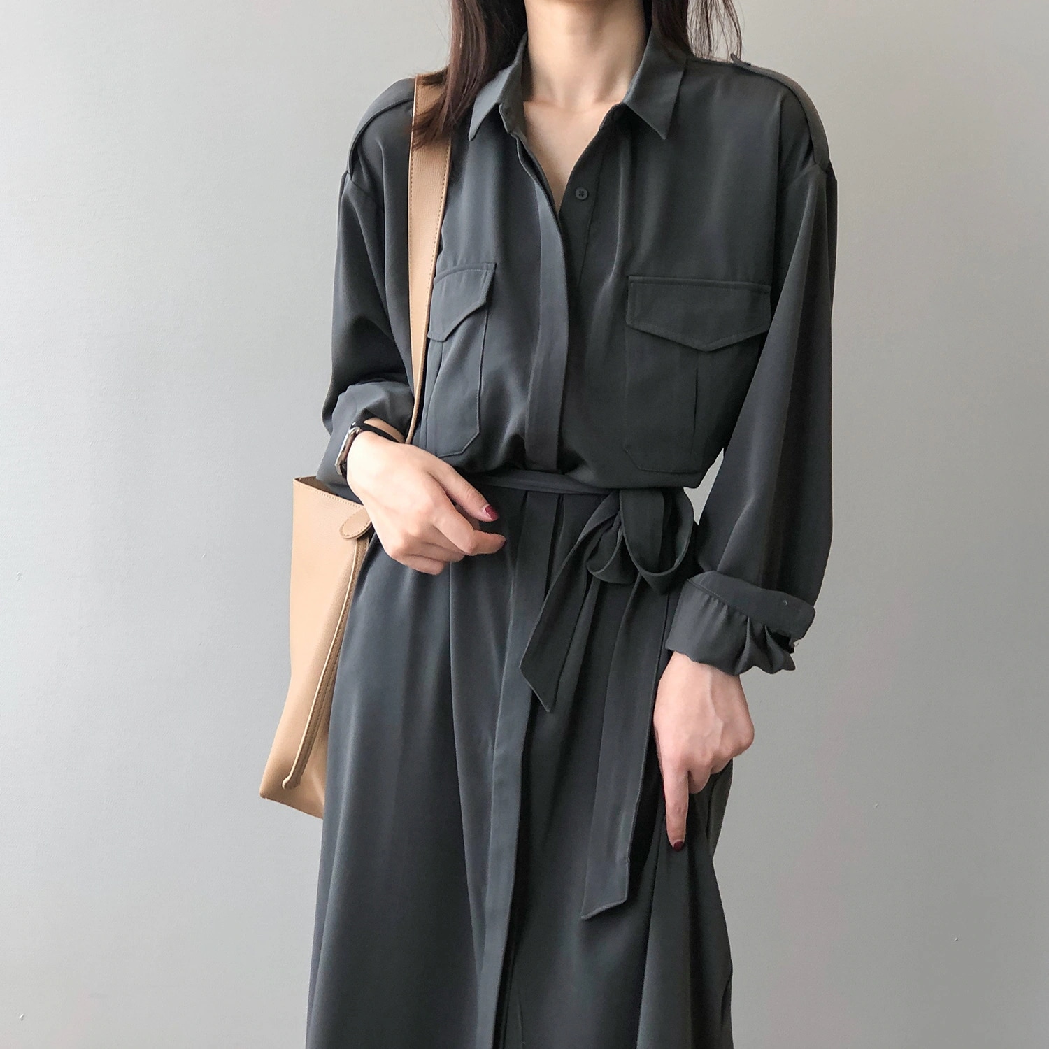 キャミワンピース2024新作 高級感シャツワンピース レディース 気質着痩せ 長袖 ロングワンピース 大人 通勤 お洒落 韓国 ワンピース ウエスト引き締め 着痩せ ドレス 韓国ファッション母の日 キャミワンピース2024新作 高級感シャツワンピース レディース 気質着痩せ 長袖 ロングワンピース 大人 通勤 お洒落 韓国 ワンピース ウエスト引き締め 着痩せ ドレス 韓国ファッション母の日