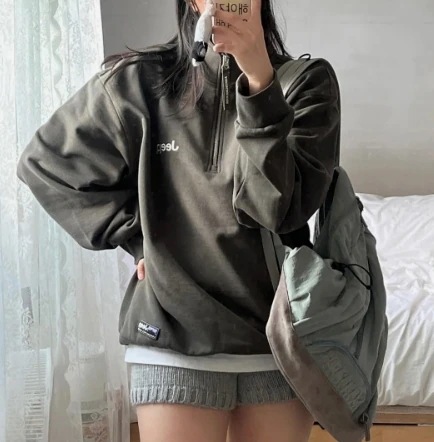 ジープ ロゴ M-Logo 半ジップアップ スウェット 男女兼用 ジープ ロゴ M-Logo 半ジップアップ スウェット 男女兼用