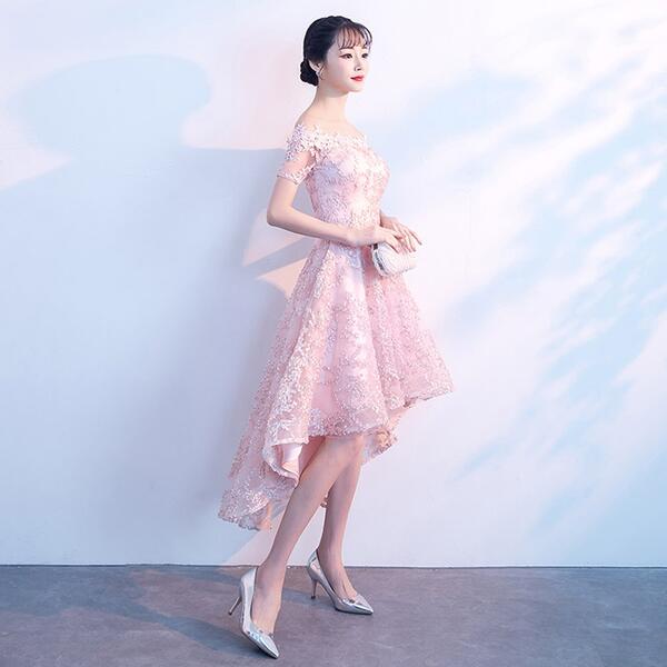 6サイズ 4カラーオフショルダードレス ミモレ丈 膝丈 前短後長 編上げタイプ ブラックドレス レースドレス スレンダーライン パーティードレス ワンピース 結婚式 イレギュラーヘム 30代 20代