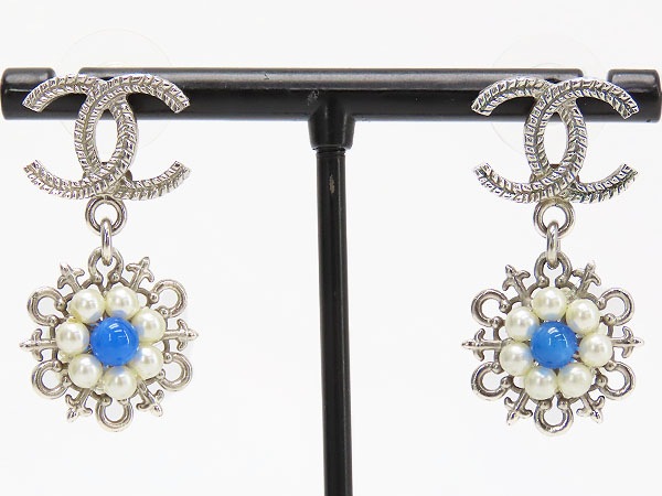 ほぼ新品シャネルココマークカラーストーンパールスイングピアスシルバーブルーパールカラーストーンフェイクパールA86111