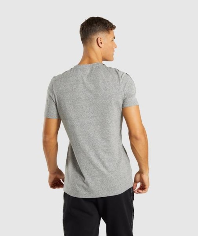 【送料無料】GymShark　ジムシャーク　taped t-shirt Tシャツ グレー【grey marl】Ｌサイズ　メーカー直輸入品！