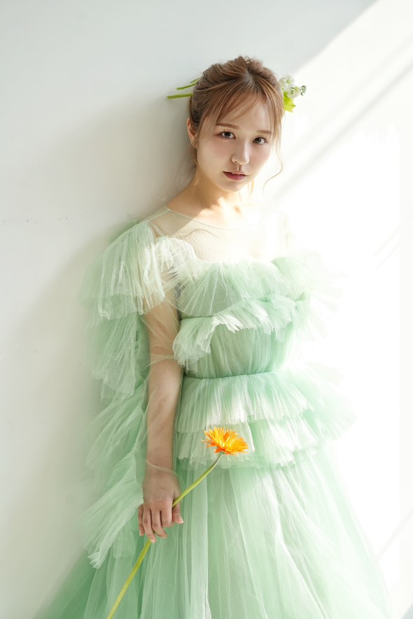 カラードレス ミントグリーンドレス ロングスリーブ ファスナー シワ 花嫁 レイヤードドレス 華やかなトレーン カラードレス ミントグリーンドレス ロングスリーブ ファスナー シワ 花嫁 レイヤードドレス 華やかなトレーン