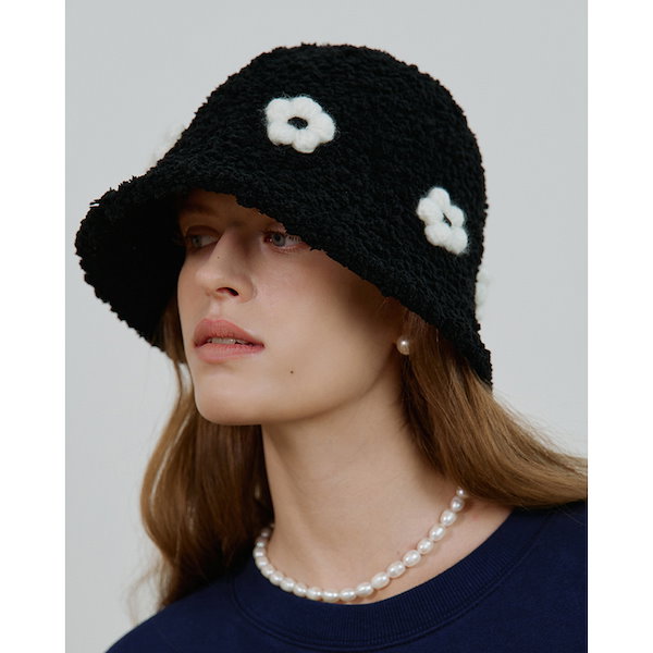 Qoo10] 【ITZY ユナ着用】正規品 FLOWE