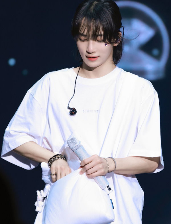 Qoo10] [SEVENTEENジョンハン着用]SO