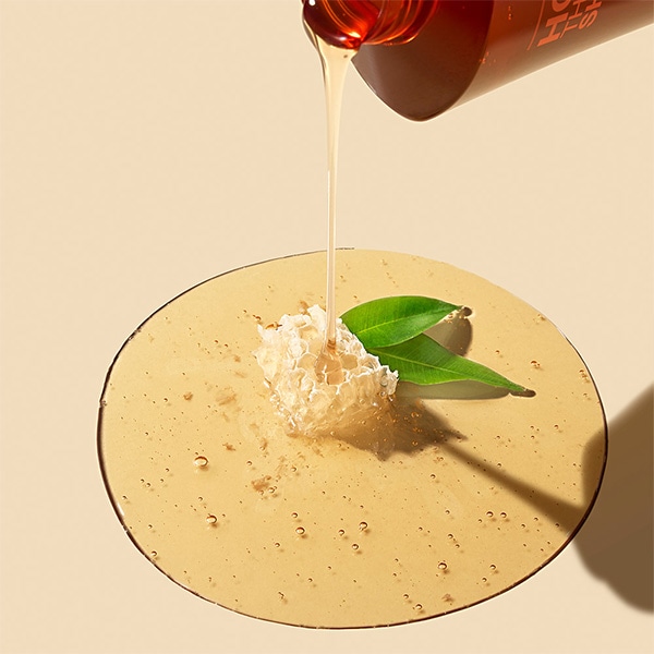 【公式代理店 / 2+2】シャンプー 500ml 2個 + トリートメント 500ml 2個 (+ Gift ! ) / バイタライジング(ジンギ, 珍氣) or 氣ゴールド or ハニーセラピー