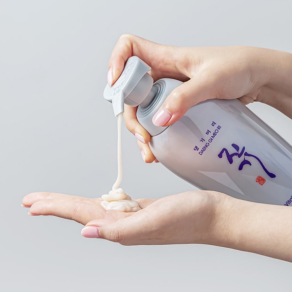 【公式代理店 / 2+2】シャンプー 500ml 2個 + トリートメント 500ml 2個 (+ Gift ! ) / バイタライジング(ジンギ, 珍氣) or 氣ゴールド or ハニーセラピー