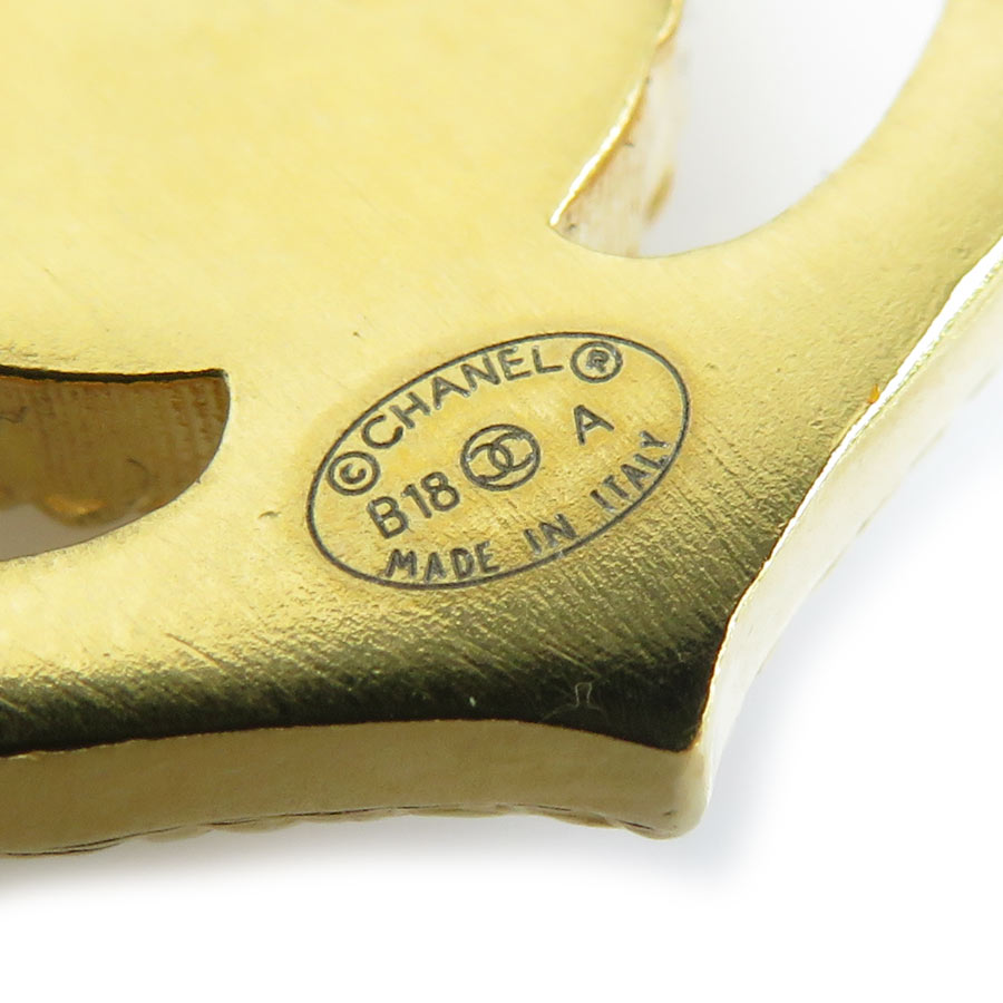 シャネル CHANEL ピアス ココマーク いかり メタル ゴールド レディース e59844i シャネル CHANEL ピアス ココマーク いかり メタル ゴールド レディース e59844i