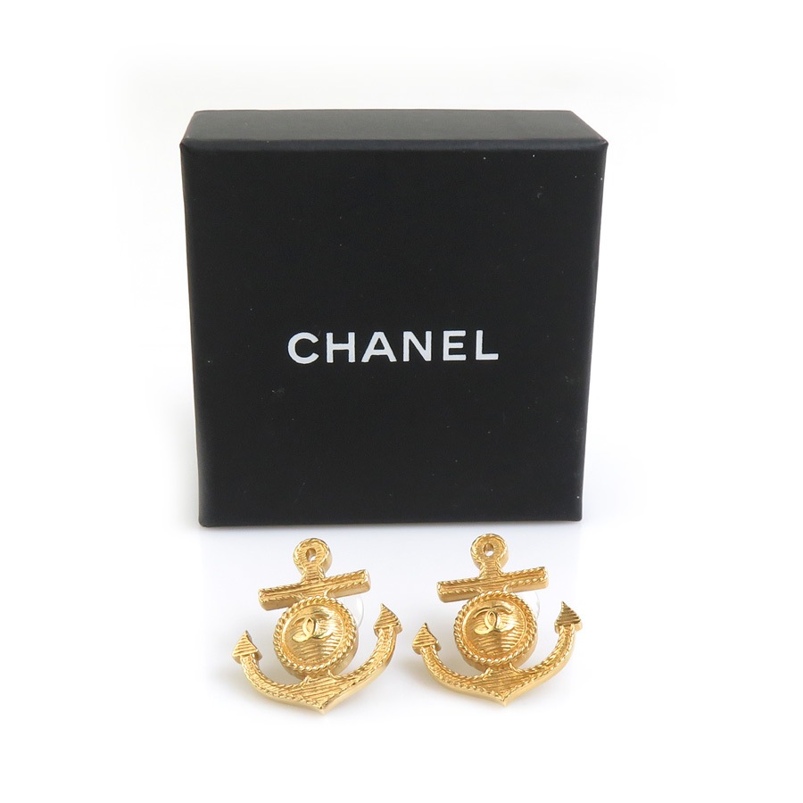 シャネル CHANEL ピアス ココマーク いかり メタル ゴールド レディース e59844i シャネル CHANEL ピアス ココマーク いかり メタル ゴールド レディース e59844i