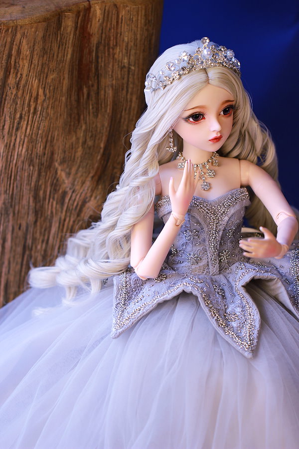 人形 Mahalo FOCUS ON 🐸 @nakazawa_mizuki 中澤瑞 Doll inside a skeleton