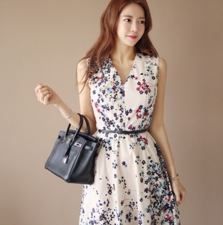 花柄ノースリーブロングワンピース ワンピース ロング丈 袖なし ノースリーブ Vネック フレア Aライン ベルト インナー 爽やか 大人スタイル かわいい 大人可愛い きれいめ シンプル 大人 上品 花柄ノースリーブロングワンピース ワンピース ロング丈 袖なし ノースリーブ Vネック フレア Aライン ベルト インナー 爽やか 大人スタイル かわいい 大人可愛い きれいめ シンプル 大人 上品