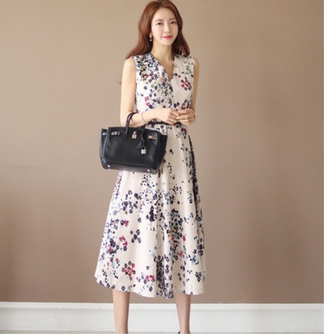 花柄ノースリーブロングワンピース ワンピース ロング丈 袖なし ノースリーブ Vネック フレア Aライン ベルト インナー 爽やか 大人スタイル かわいい 大人可愛い きれいめ シンプル 大人 上品 花柄ノースリーブロングワンピース ワンピース ロング丈 袖なし ノースリーブ Vネック フレア Aライン ベルト インナー 爽やか 大人スタイル かわいい 大人可愛い きれいめ シンプル 大人 上品