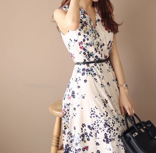 花柄ノースリーブロングワンピース ワンピース ロング丈 袖なし ノースリーブ Vネック フレア Aライン ベルト インナー 爽やか 大人スタイル かわいい 大人可愛い きれいめ シンプル 大人 上品 花柄ノースリーブロングワンピース ワンピース ロング丈 袖なし ノースリーブ Vネック フレア Aライン ベルト インナー 爽やか 大人スタイル かわいい 大人可愛い きれいめ シンプル 大人 上品