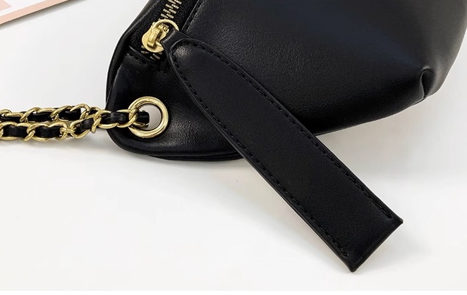 バッグ カバン レディース ショルダー 斜めがけ 肩がけ ボディバッグ ポケット ファスナー チェーン ソフト 三日月形 PU かわいい 大人可愛い シンプル カジュアル 上品 お洒落 かっこいい バッグ カバン レディース ショルダー 斜めがけ 肩がけ ボディバッグ ポケット ファスナー チェーン ソフト 三日月形 PU かわいい 大人可愛い シンプル カジュアル 上品 お洒落 かっこいい