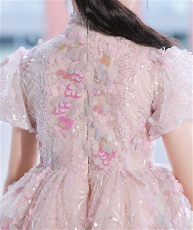 ロングドレス キッズ ドレス 子供ドレス Aライン マキシ丈 フォーマルドレス ワンピース キッズ服 子供服 女の子 子ども 発表会 七五三 演出舞台結婚式卒業園 入園式 ピアノ 100-160CM ロングドレス キッズ ドレス 子供ドレス Aライン マキシ丈 フォーマルドレス ワンピース キッズ服 子供服 女の子 子ども 発表会 七五三 演出舞台結婚式卒業園 入園式 ピアノ 100-160CM