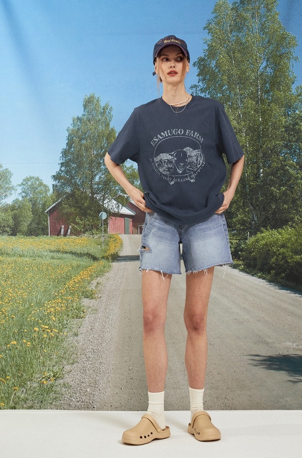 [23.65] PIGMENT FARM T-SHIRT