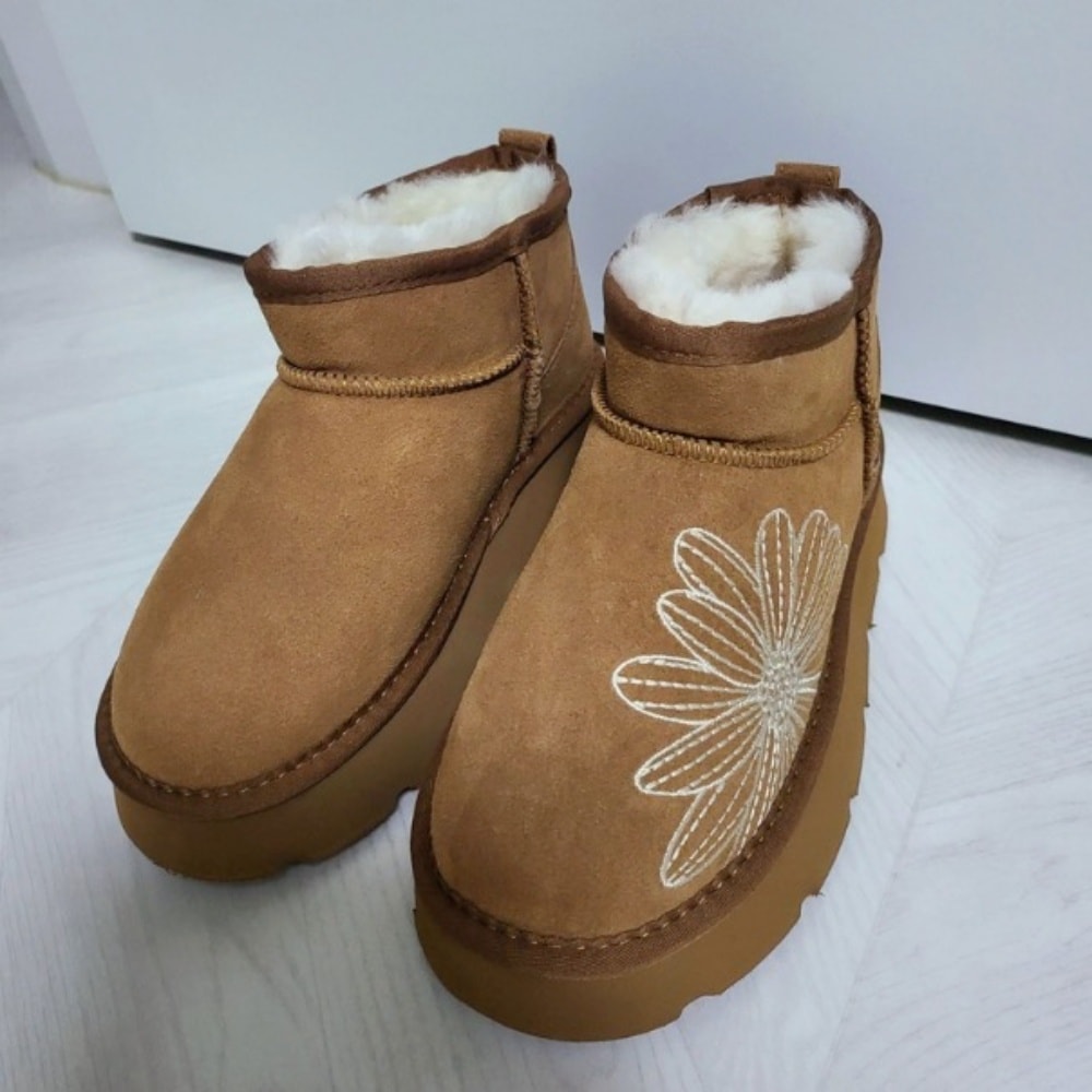 [再入庫] CLASSIQUE MINI BOOTS [公式正規品]
