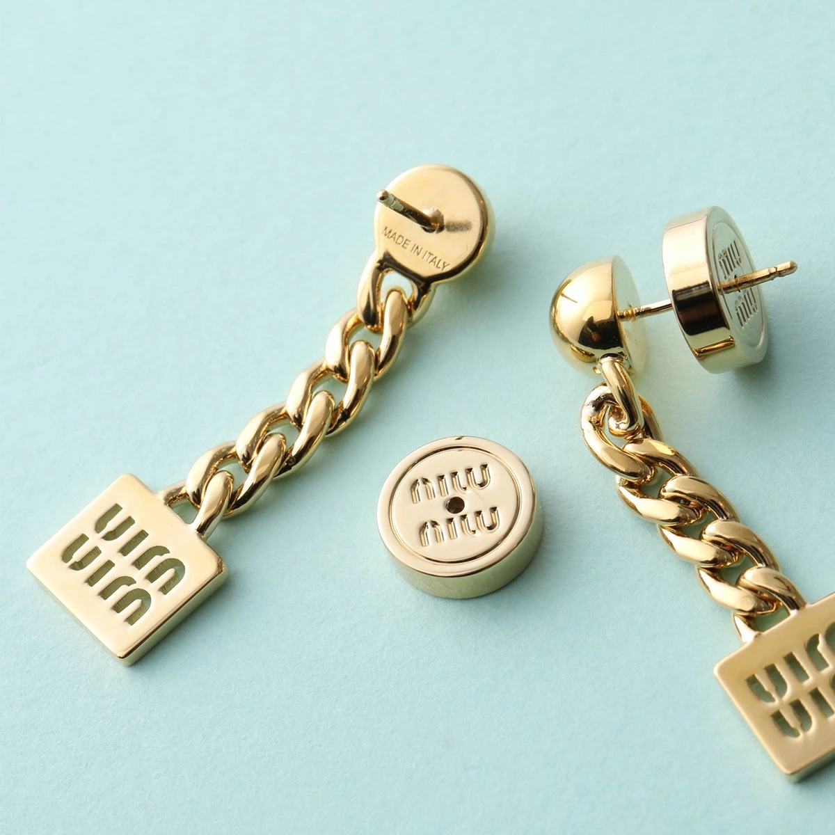 MIUMIU ミュウミュウ ピアス 5IO125 2DTU レディース メタル ロゴ ジュエリー アクセサリー F0056/ORO 【mega】 MIUMIU ミュウミュウ ピアス 5IO125 2DTU レディース メタル ロゴ ジュエリー アクセサリー F0056/ORO 【mega】