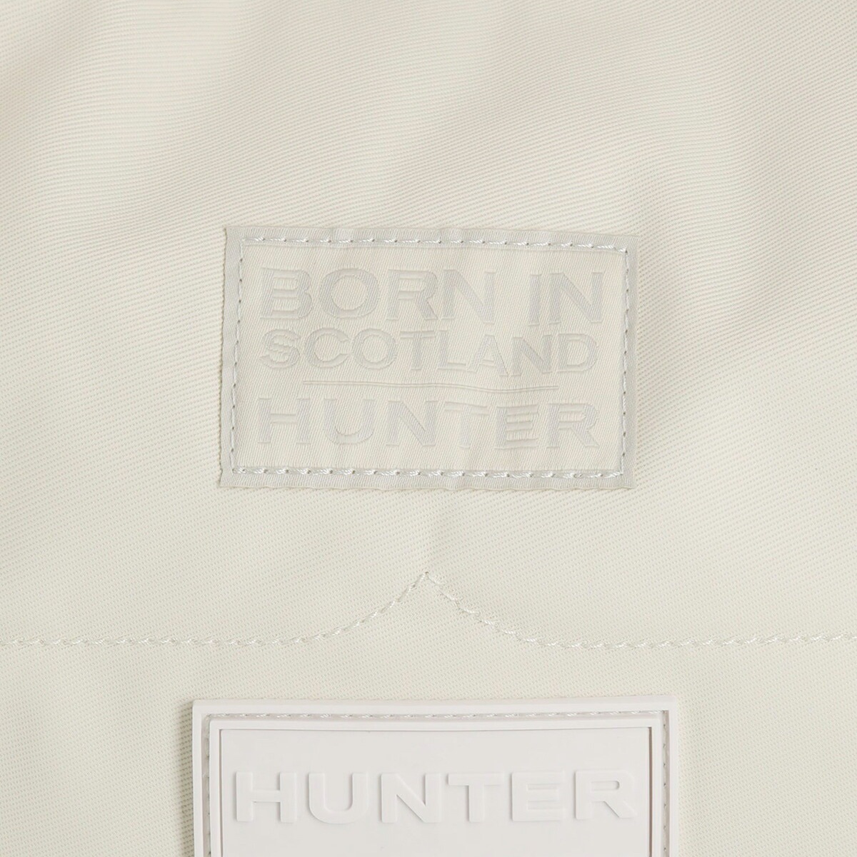 ナイロン ミディ ホーボー ボーン イン スコットランド ソフトサンド シェイデッドホワイト ubs5555kbm-sde ナイロン ミディ ホーボー ボーン イン スコットランド ソフトサンド シェイデッドホワイト ubs5555kbm-sde