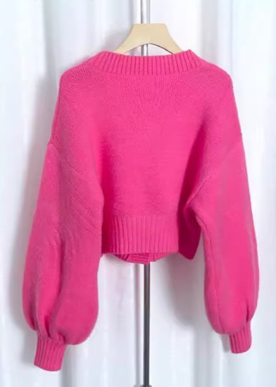 ニットカーディガン レディース カーディガン ニット セーター トップス Ｖネック 羽織 フロントボタン ショート丈 ボリューム袖 シンプル 無地 カジュアル お出かけ おしゃれ 秋冬 ファッション