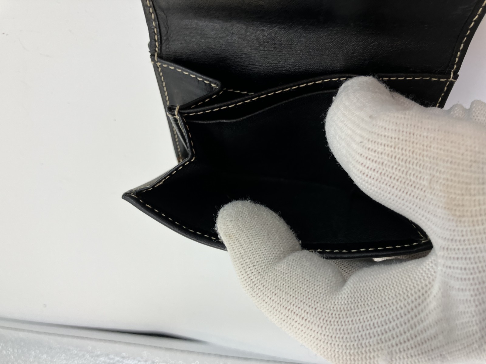 二つ折り財布 レザー 黒 二つ折り財布 レザー 黒