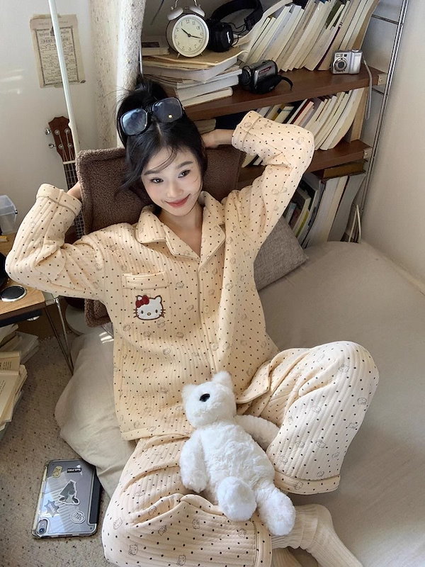 Qoo10] 【キティ パジャマ 大合集】可愛い 2点