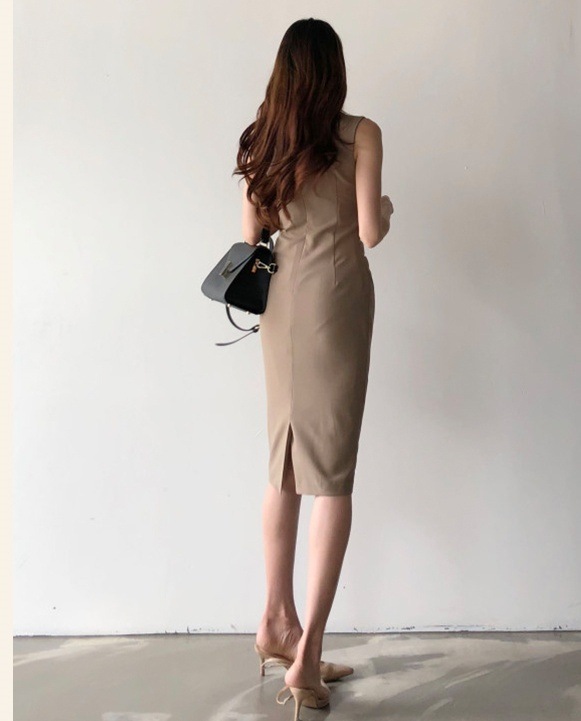 ワンピース レディース タイトワンピース ひざ丈 袖なし ノースリーブ ラウンドネック タイト 細身