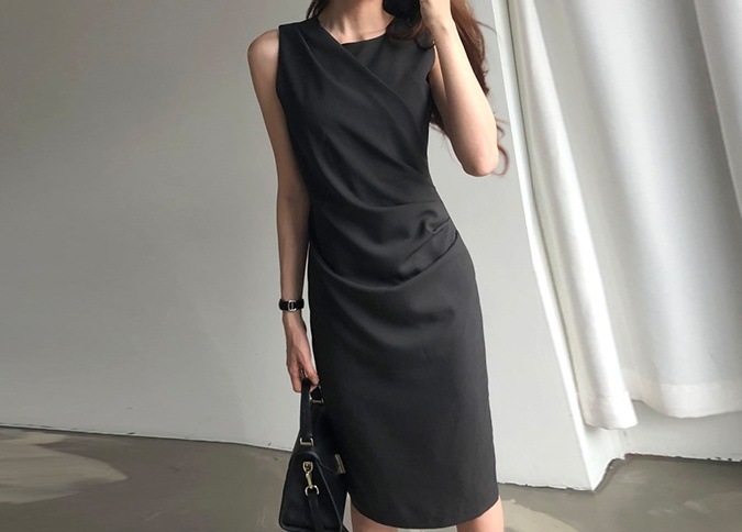 ワンピース レディース タイトワンピース ひざ丈 袖なし ノースリーブ ラウンドネック タイト 細身