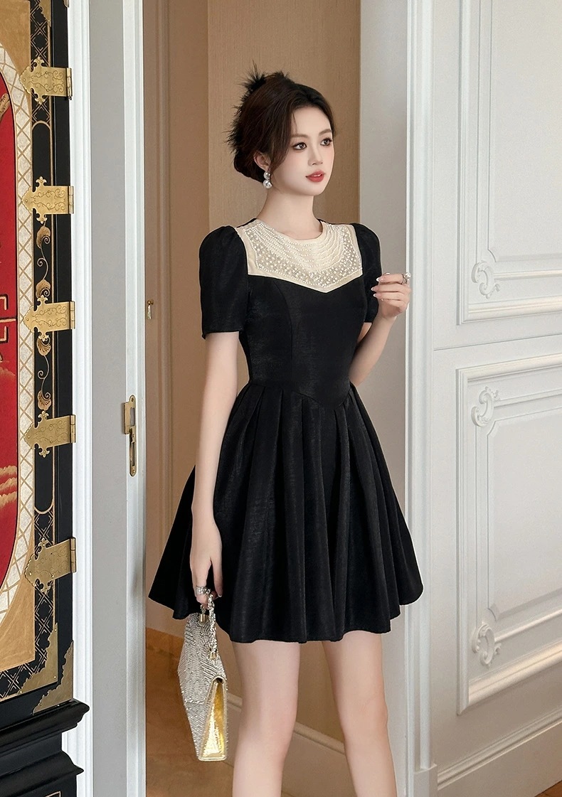 即納 2025 ミニワンピース タイトワンピース ミニ 姫系ワンピース フレアワンピース シフォン ワンピース インポート ミニ丈 エレガント アシンメトリー シンプル パーティドレス 半袖 お嬢様 即納 2025 ミニワンピース タイトワンピース ミニ 姫系ワンピース フレアワンピース シフォン ワンピース インポート ミニ丈 エレガント アシンメトリー シンプル パーティドレス 半袖 お嬢様