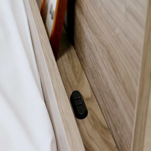 ベッド シングル 約幅106cm ヴィンテージナチュラル フレームのみ コンセント 宮付き bred-cabinet 組立式 マットレス別売 ベッド シングル 約幅106cm ヴィンテージナチュラル フレームのみ コンセント 宮付き bred-cabinet 組立式 マットレス別売