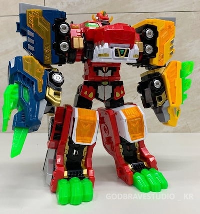 ミニフォース　ミニ特攻隊　ボルトレジェンドキングV 中国版韓国版混同　説明参照 ミニフォース ボルトレジェンドキングV ミニ特攻隊 - メルカリ