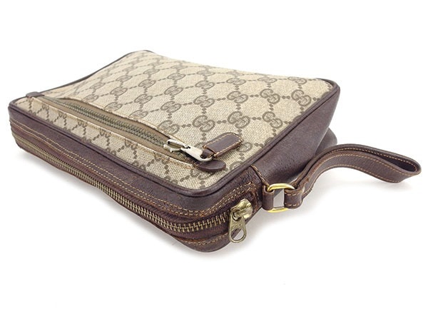 グッチ GUCCI クラッチバッグ メンズ可 ヴィンテージ GGプラス ベージュ×ブラウン系 PVC×レザー 訳あり セール 【中古】 T5781 . グッチ GUCCI クラッチバッグ メンズ可 ヴィンテージ GGプラス ベージュ×ブラウン系 PVC×レザー 訳あり セール 【中古】 T5781 .