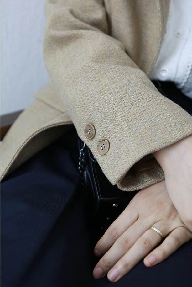 ジャケット レディース アウター テーラードジャケット S M L イエロー ベージュ 大人カラー くすみカラー ニュアンスカラー 秋カラー 秋 冬 長袖 テーラード フロントボタン ポケット ミディ ジャケット レディース アウター テーラードジャケット S M L イエロー ベージュ 大人カラー くすみカラー ニュアンスカラー 秋カラー 秋 冬 長袖 テーラード フロントボタン ポケット ミディ