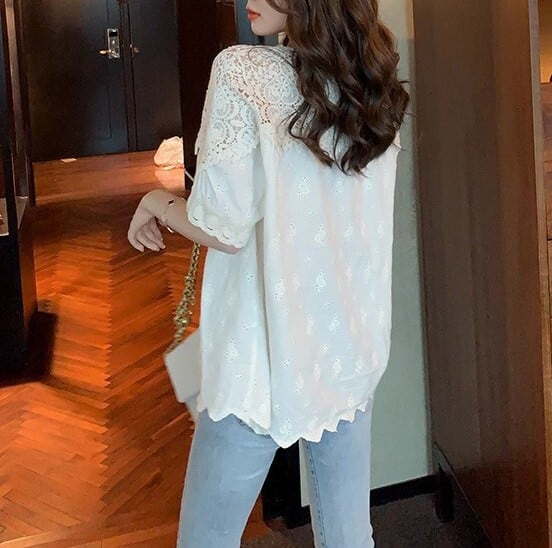 Tシャツ ティーシャツ ブラウス チュニック レディース シャツ トップス 人気 おすすめ おしゃれ お洒落 激安 安い プチプラ 半袖 美シルエット 華奢見え 刺繍 透かし 編み ニット