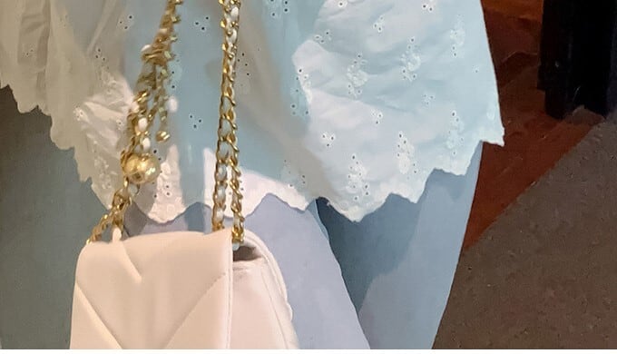 Tシャツ ティーシャツ ブラウス チュニック レディース シャツ トップス 人気 おすすめ おしゃれ お洒落 激安 安い プチプラ 半袖 美シルエット 華奢見え 刺繍 透かし 編み ニット